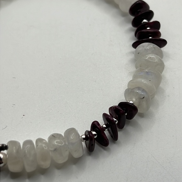 PURPLE SPINY OYSTER, MOONSTONE, AND STERLING SILVER BRACELET - Picture 6 of 14